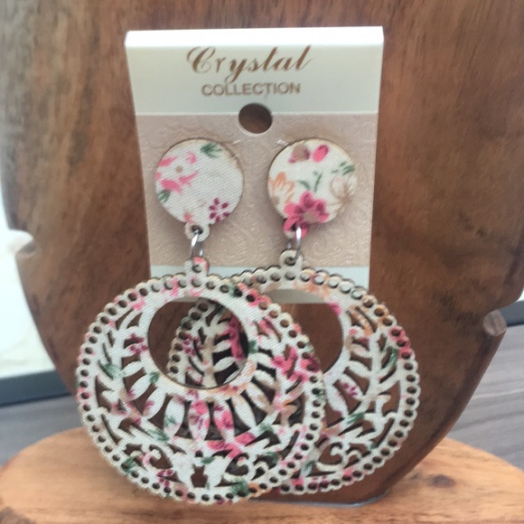 Jewelry - New Boho Floral Print Oversized Filigree Laser Cut Dangle Earrings